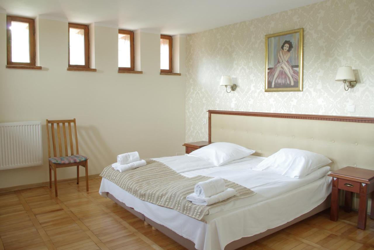 Hotel Zamek Karnity Miłomłyn Eksteriør bilde