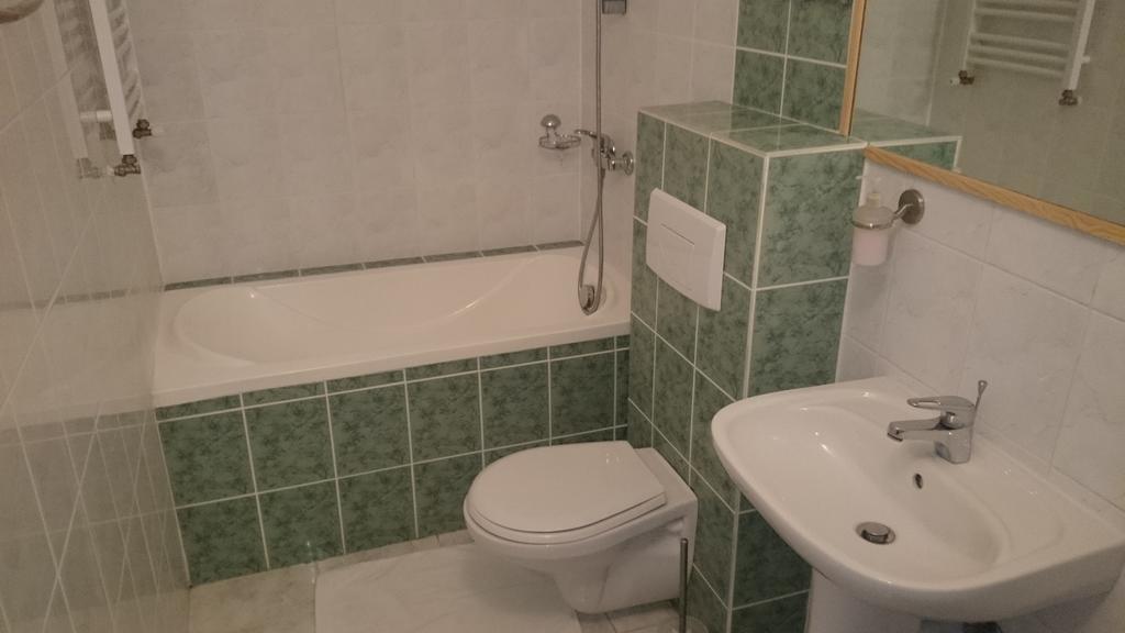Hotel Zamek Karnity Miłomłyn Eksteriør bilde